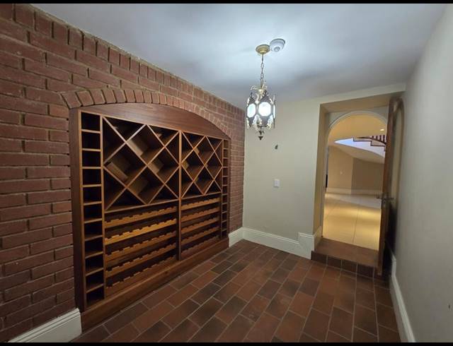 5 BEDROOM PROPERTY TO RENT IN WATERKLOOF RIDGE